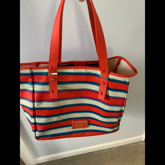 Marc Jacobs Handbags - Marc Jacobs Bag